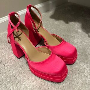 Wild Fable Bianca Bright Pink Platform Heels